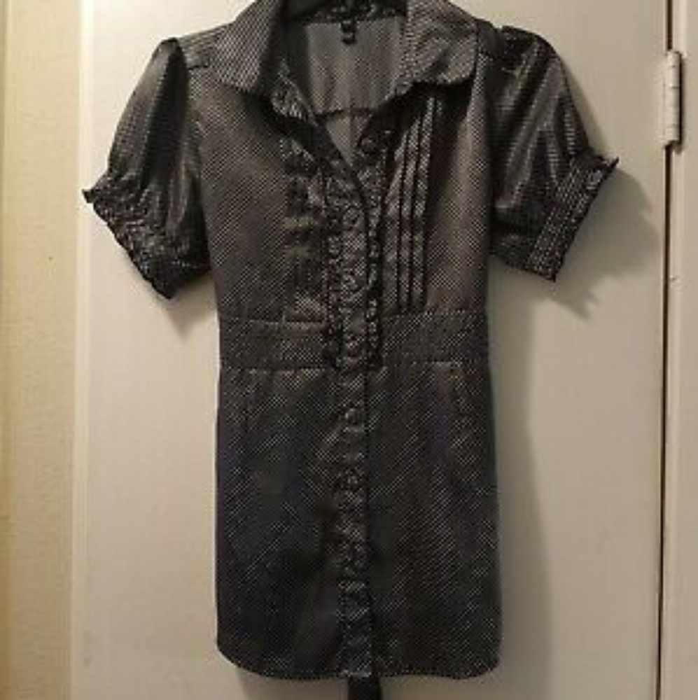 FANG Black and white polka dot short sleeve blouse
